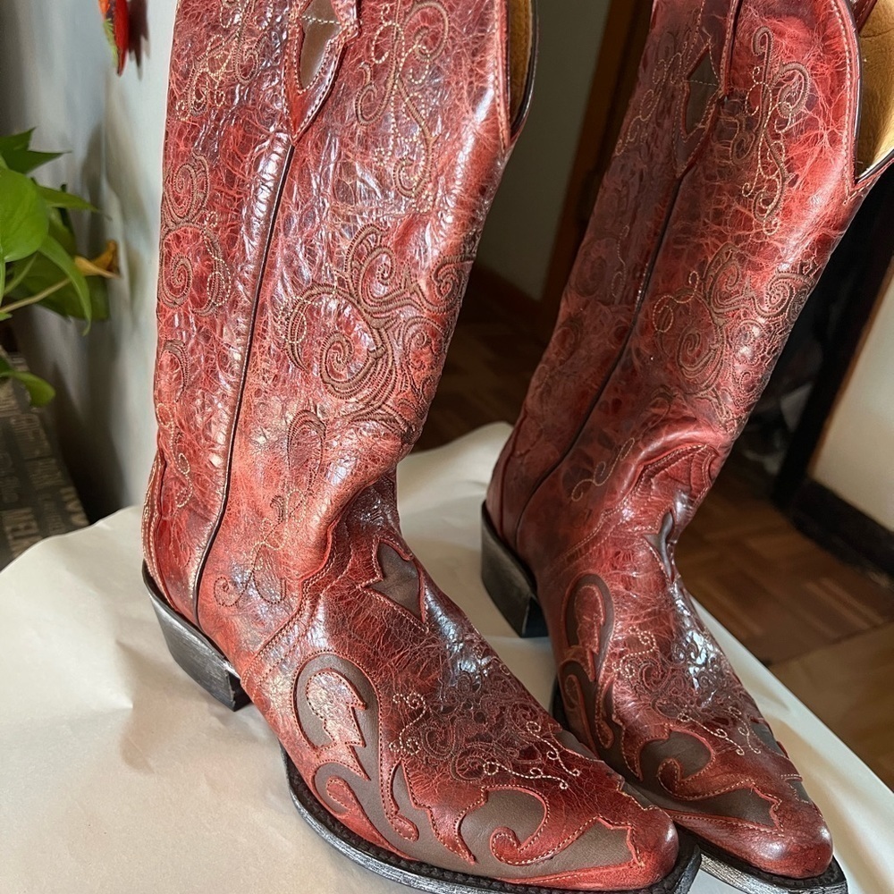 STERLING RIVER LEATHER EMBROIDERED WESTERN COWBOY BOOTS - INLAYS - SIZE 7 B​